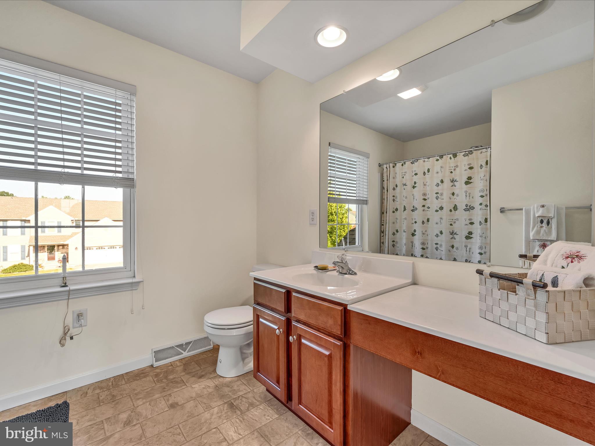 41 Hillcrest Road Marietta, PA 17547 - Photo 20 of 33 Bathroom