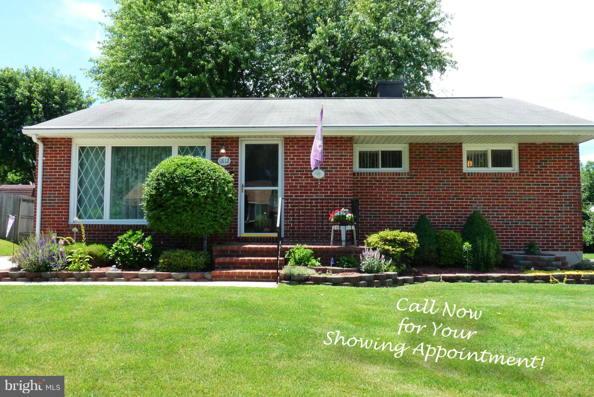 1812 Willann Road Baltimore, MD 21237 - Photo 26 of 26 a view of a house with a garden