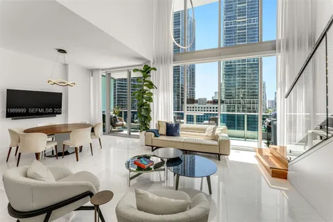 $1,595,000 | 200 Biscayne Blvd Way, Unit 1406, Miami, FL 33131