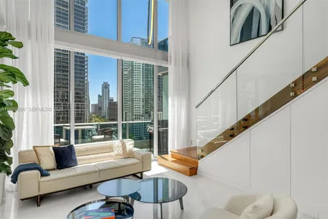 $1,595,000 | 200 Biscayne Blvd Way, Unit 1406, Miami, FL 33131