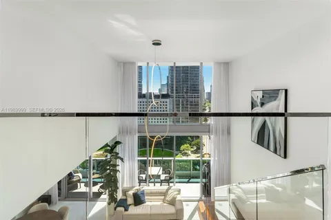 $1,595,000 | 200 Biscayne Blvd Way, Unit 1406, Miami, FL 33131