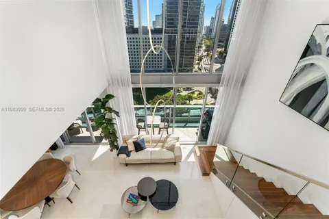 $1,595,000 | 200 Biscayne Blvd Way, Unit 1406, Miami, FL 33131
