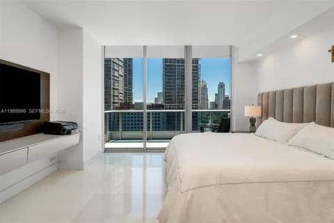 $1,595,000 | 200 Biscayne Blvd Way, Unit 1406, Miami, FL 33131