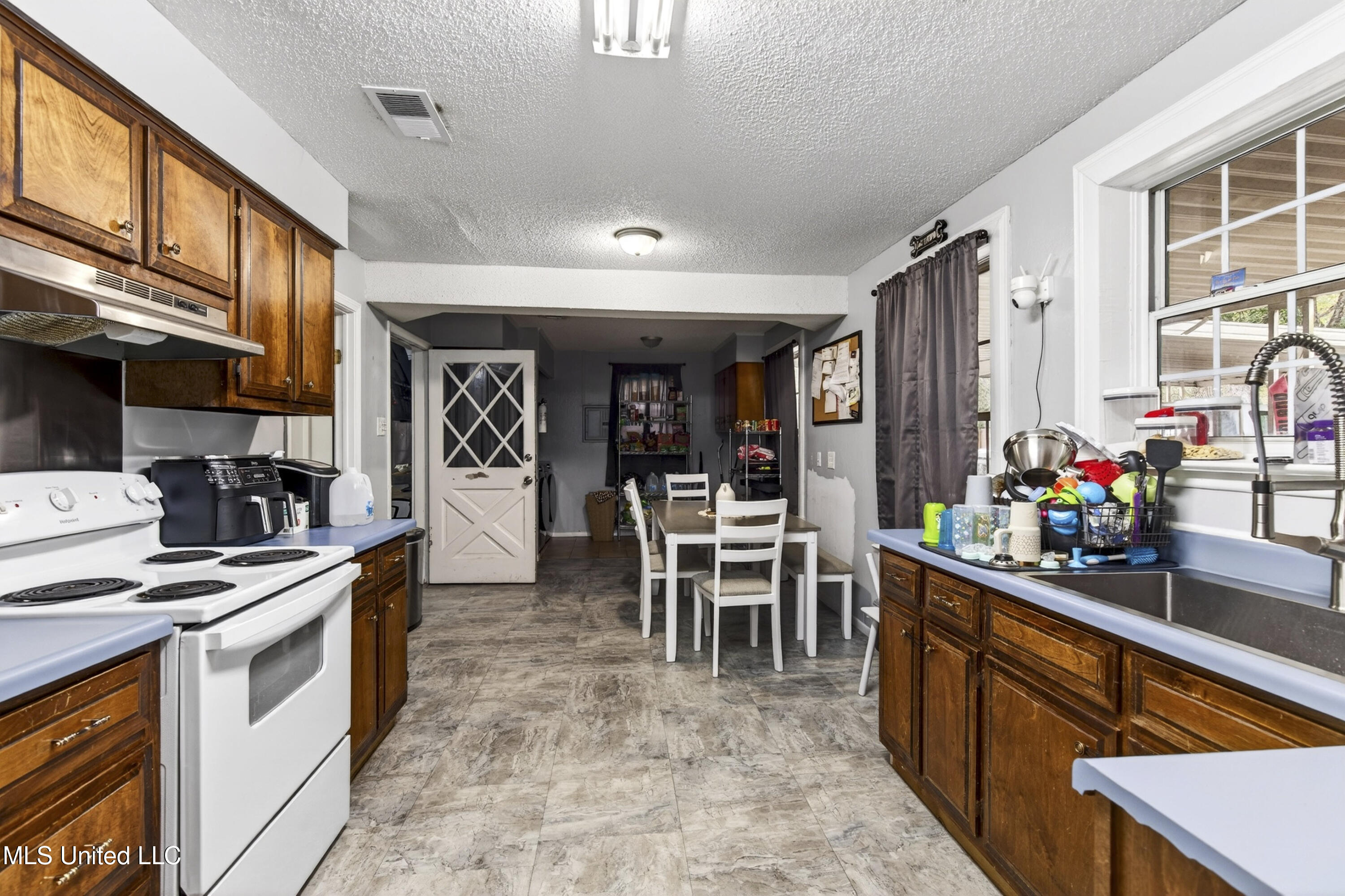 7621 Elder Ferry Road Moss Point, MS 39563 - Photo 10 of 41 7621ElderFerryRd-10