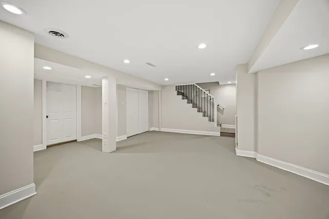 $425,000 | 9908 South Maplewood Avenue, Chicago, IL 60655