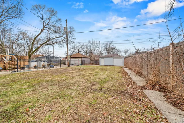 $425,000 | 9908 South Maplewood Avenue, Chicago, IL 60655