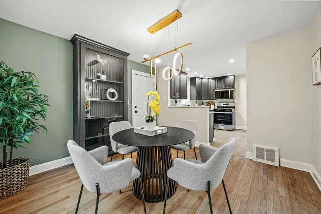 $425,000 | 9908 South Maplewood Avenue, Chicago, IL 60655