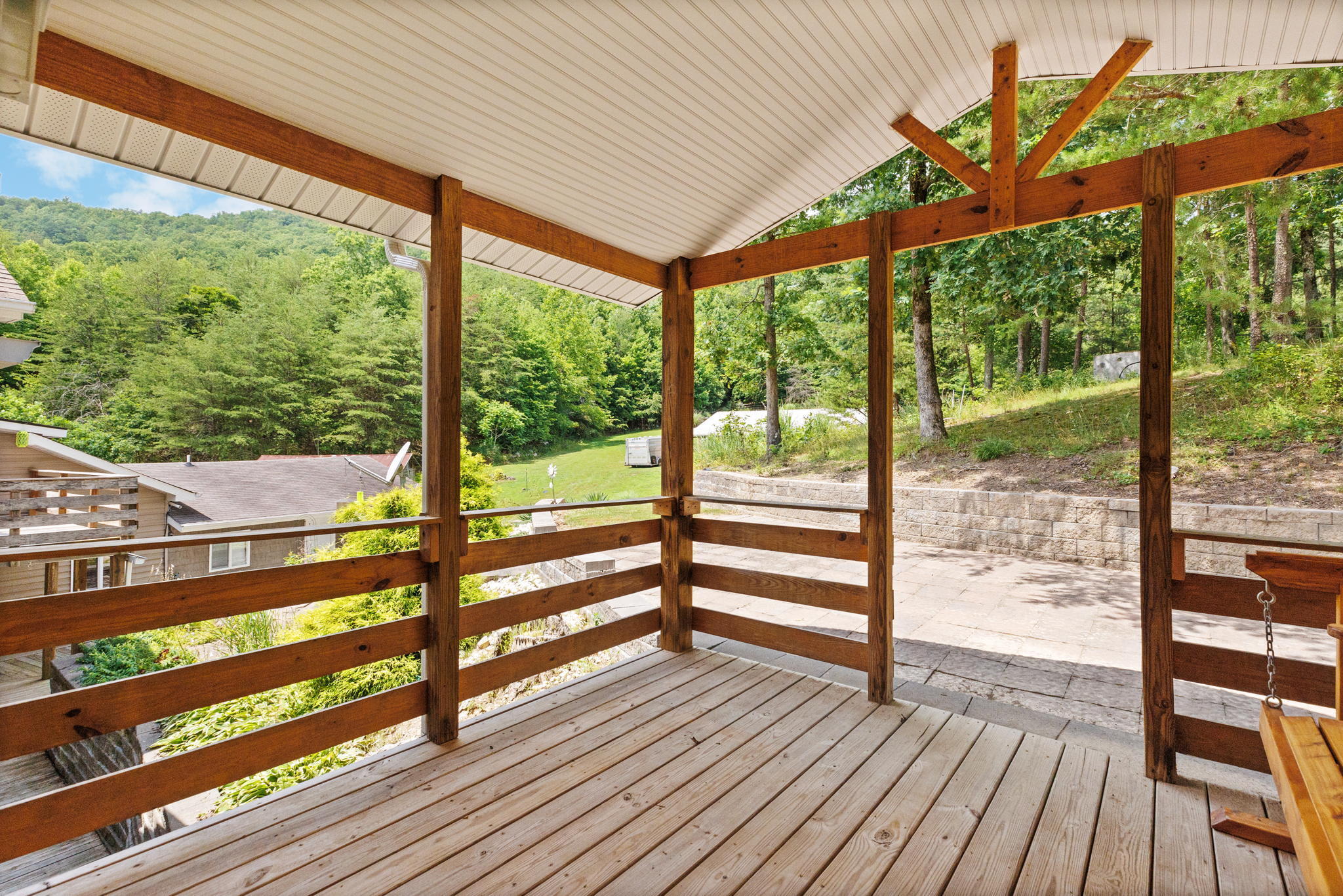 731 East Snowflake Road Surgoinsville, TN 37873 - Photo 26 of 53 27-web-or-mls-217A4866