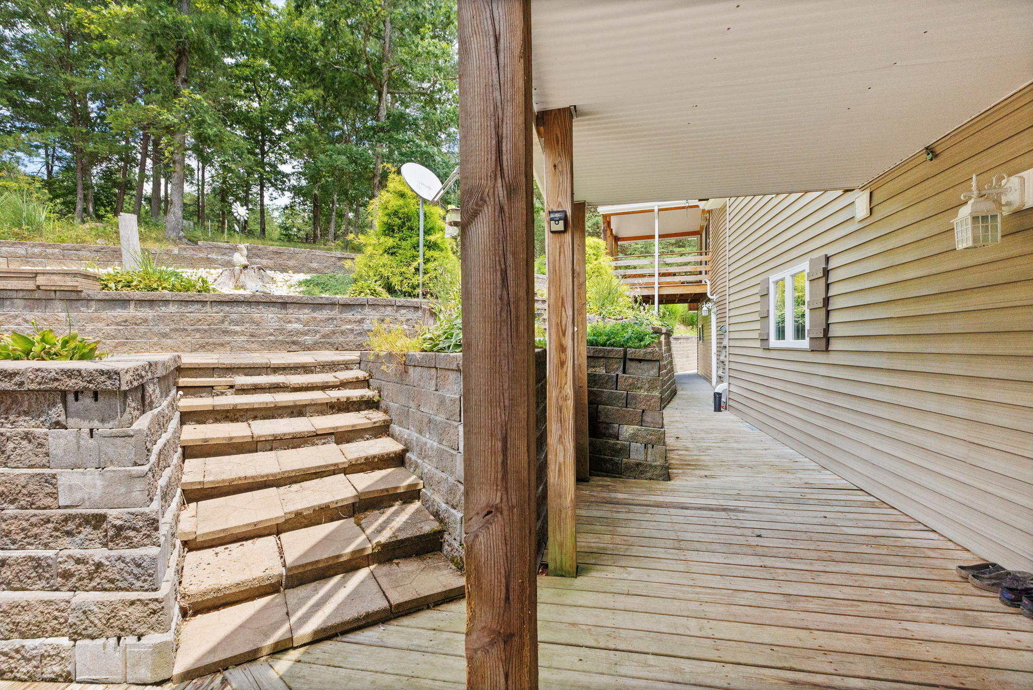 731 East Snowflake Road Surgoinsville, TN 37873 - Photo 36 of 53 37-web-or-mls-217A4925