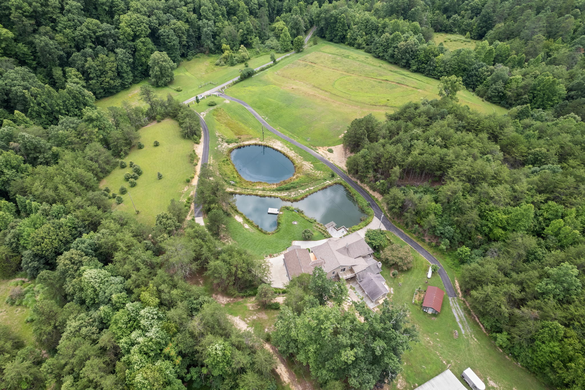 731 East Snowflake Road Surgoinsville, TN 37873 - Photo 51 of 53 53-web-or-mls-DJI_0397
