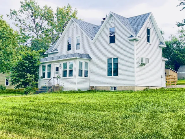 $109,000 | 227 South Avenue, Boyd, MN 56218