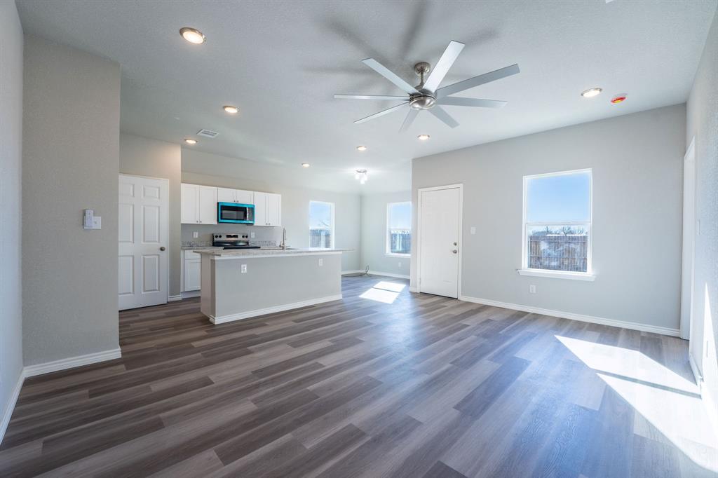 1020 Springview Lane Mabank, TX 75147 - Photo 14 of 40