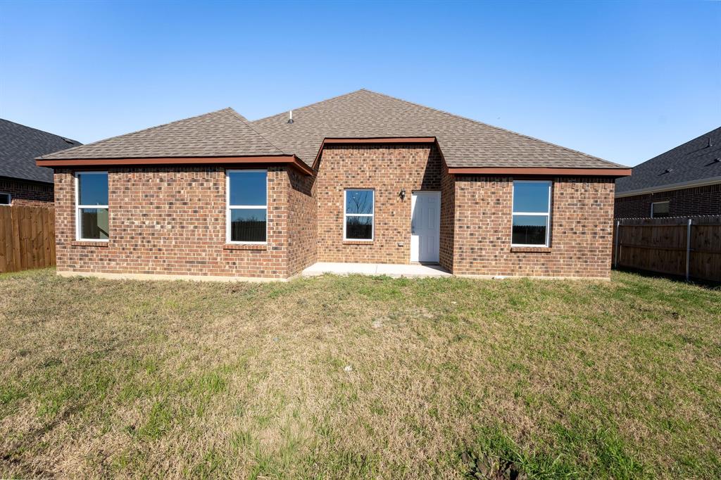 1020 Springview Lane Mabank, TX 75147 - Photo 36 of 40