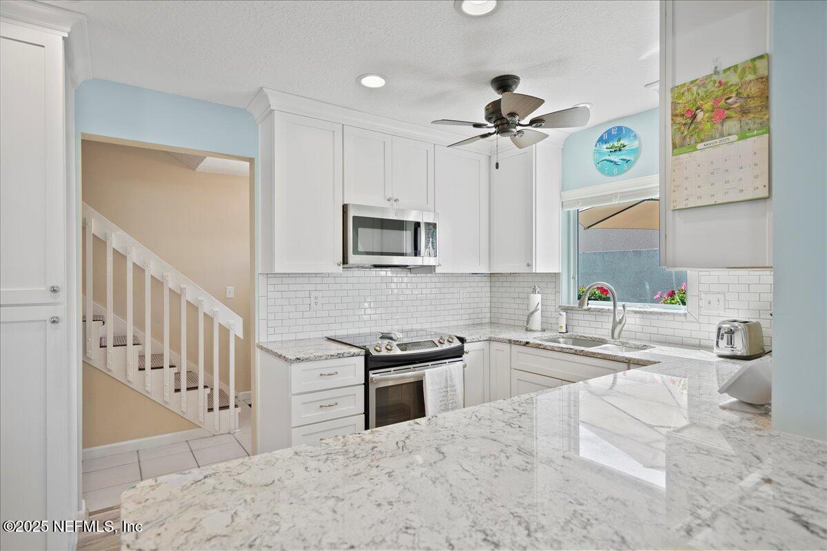 216 Mayan Terrace St. Augustine, FL 32080 - Photo 3 of 36 06-DSC02964