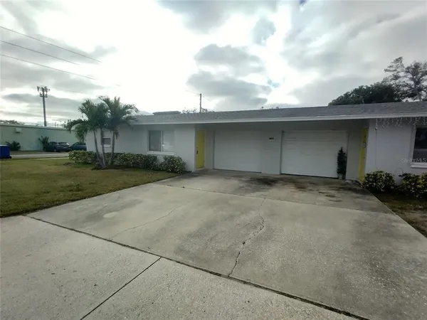 $1,795 | 1388 Robin Hood Lane, Unit 1141B, Dunedin, FL 34698