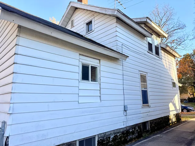 $87,000 | 716 Elizabeth Street, Kalamazoo, MI 49007