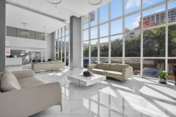 $3,300 | 525 North Ocean Boulevard, Unit 422, Pompano Beach, FL 33062