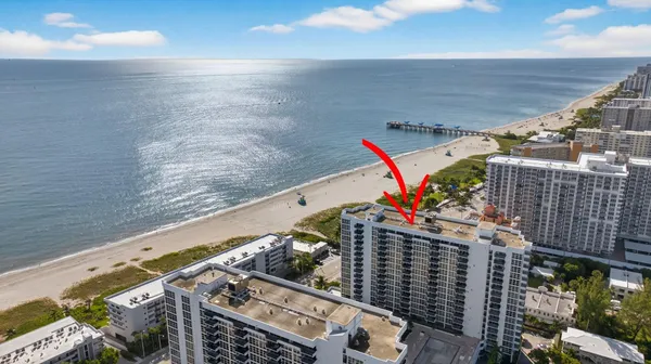 $3,300 | 525 North Ocean Boulevard, Unit 422, Pompano Beach, FL 33062