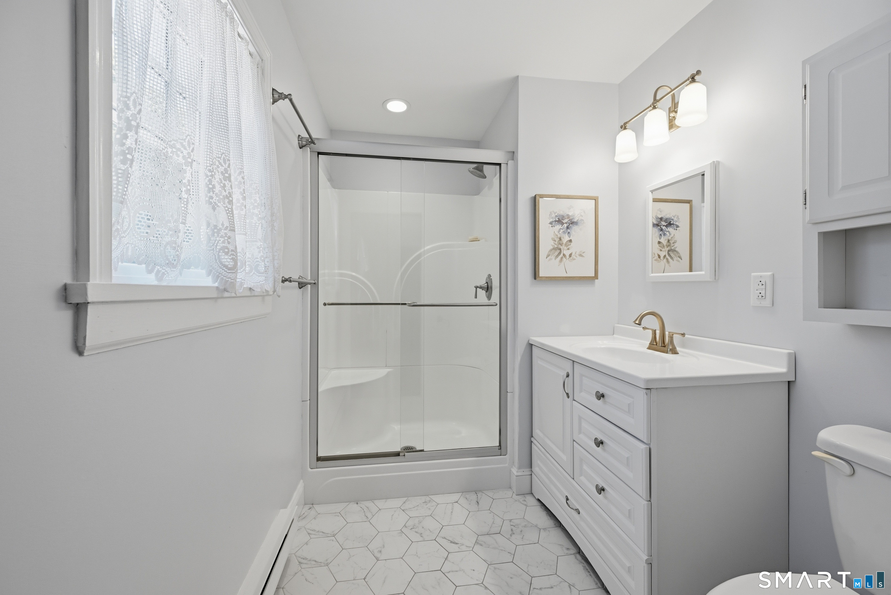 10 Lawncrest Road Danbury, CT 06810 - Photo 25 of 39 Gallery Image 25