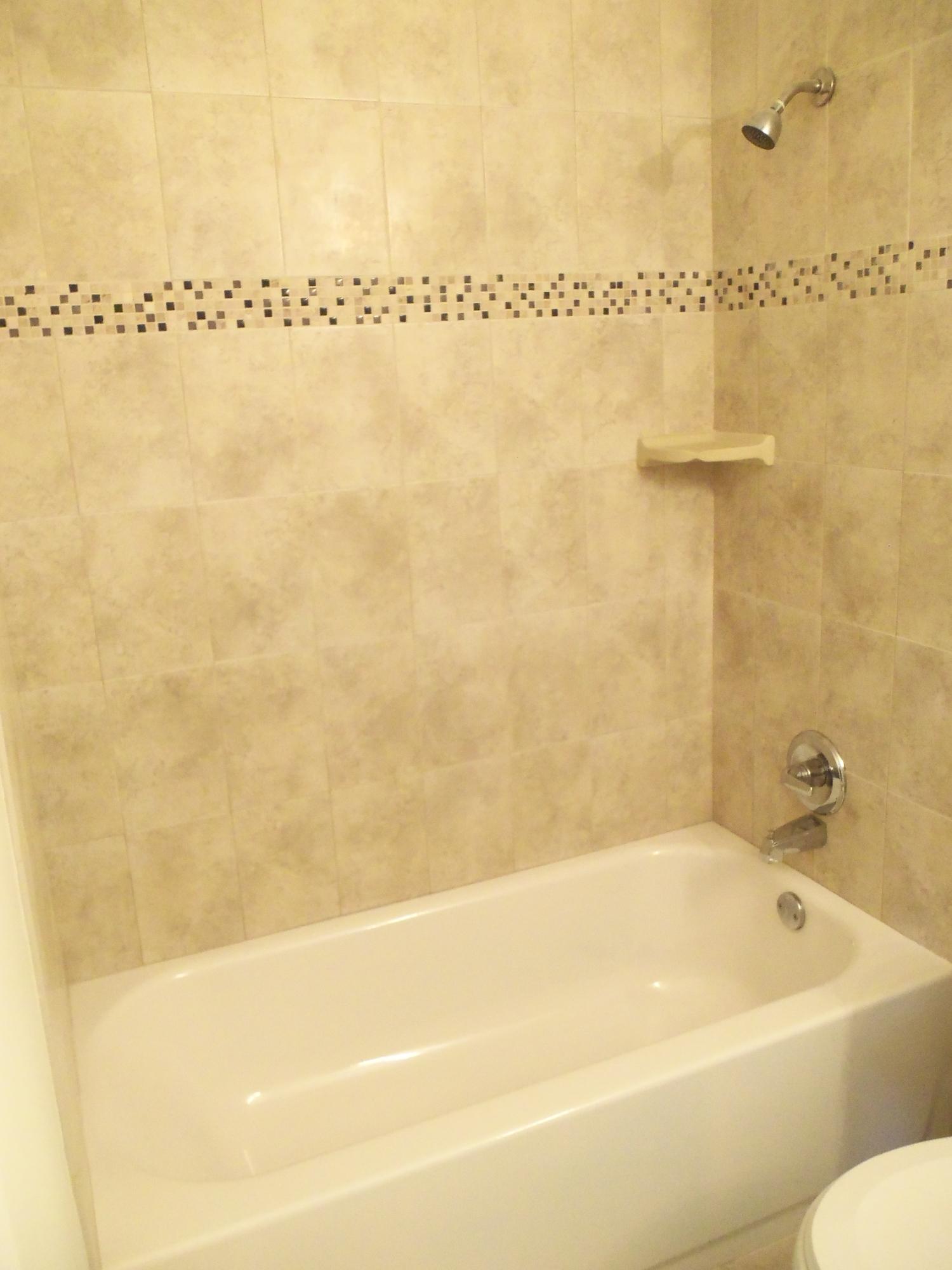 6429 Boca Circle Boca Raton, FL 33433 - Photo 17 of 27 2ND/GUEST BATH