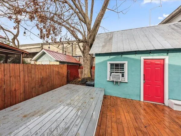 $3,600 | 52 Congress Street, Charleston, SC 29403