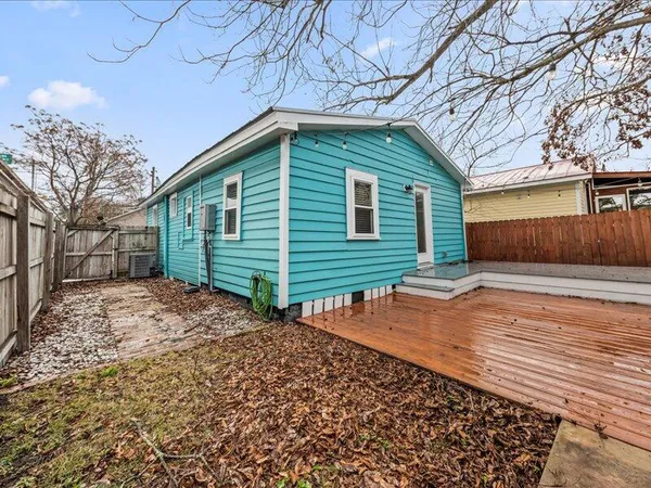 $3,600 | 52 Congress Street, Charleston, SC 29403