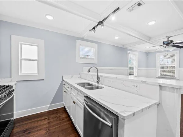 $3,600 | 52 Congress Street, Charleston, SC 29403