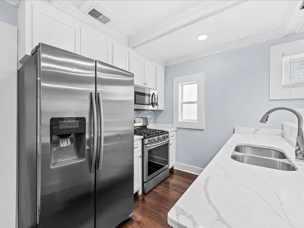 $3,600 | 52 Congress Street, Charleston, SC 29403