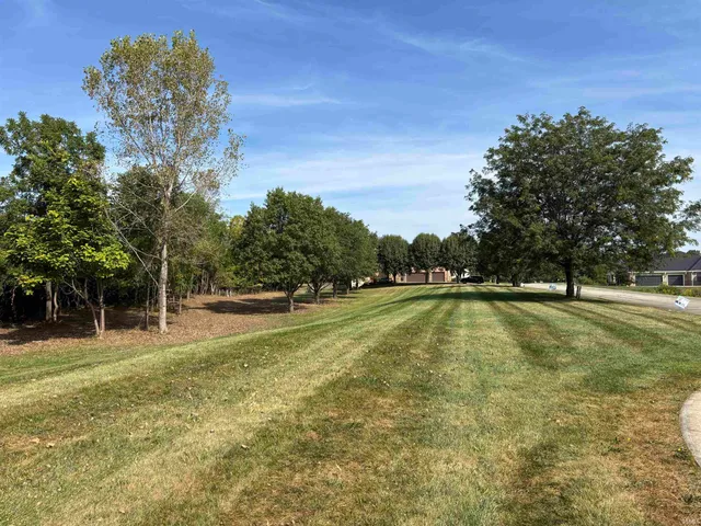 $105,000 | 1213 North Regency Parkway, Muncie, IN 47304