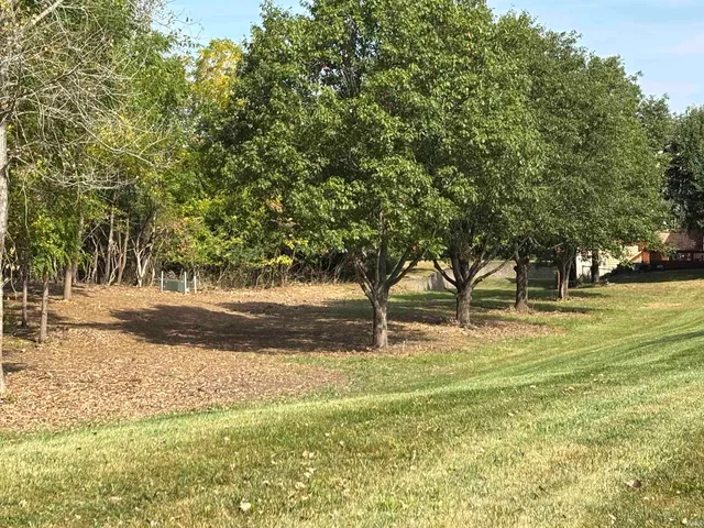 $105,000 | 1213 North Regency Parkway, Muncie, IN 47304