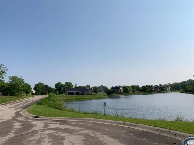 $105,000 | 1213 North Regency Parkway, Muncie, IN 47304