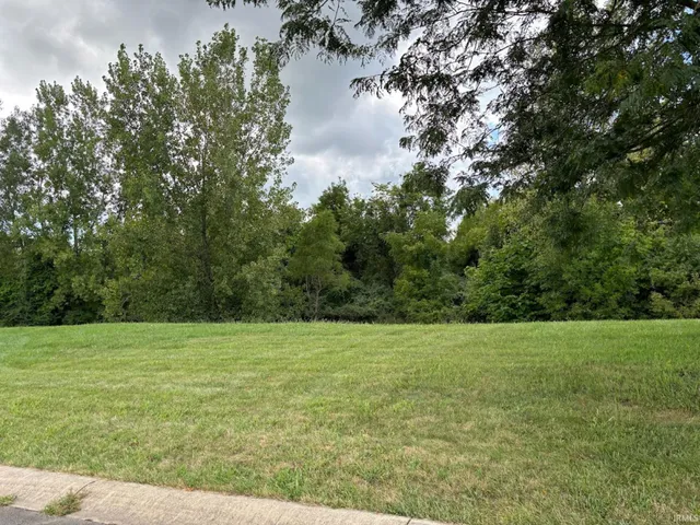 $105,000 | 1213 North Regency Parkway, Muncie, IN 47304