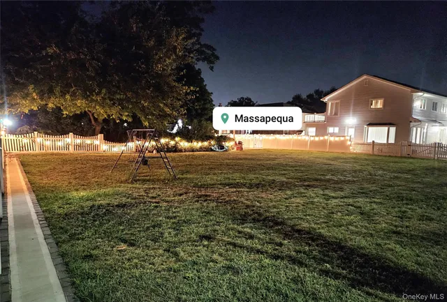 $545,000 | Clocks Boulevard, Massapequa Park, NY 11758