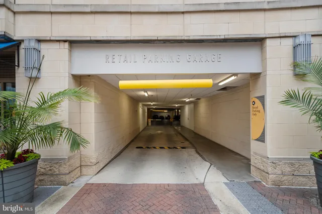 $407,000 | 3600 South Glebe Road, Unit 215W, Arlington, VA 22202