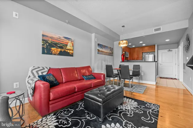 $407,000 | 3600 South Glebe Road, Unit 215W, Arlington, VA 22202