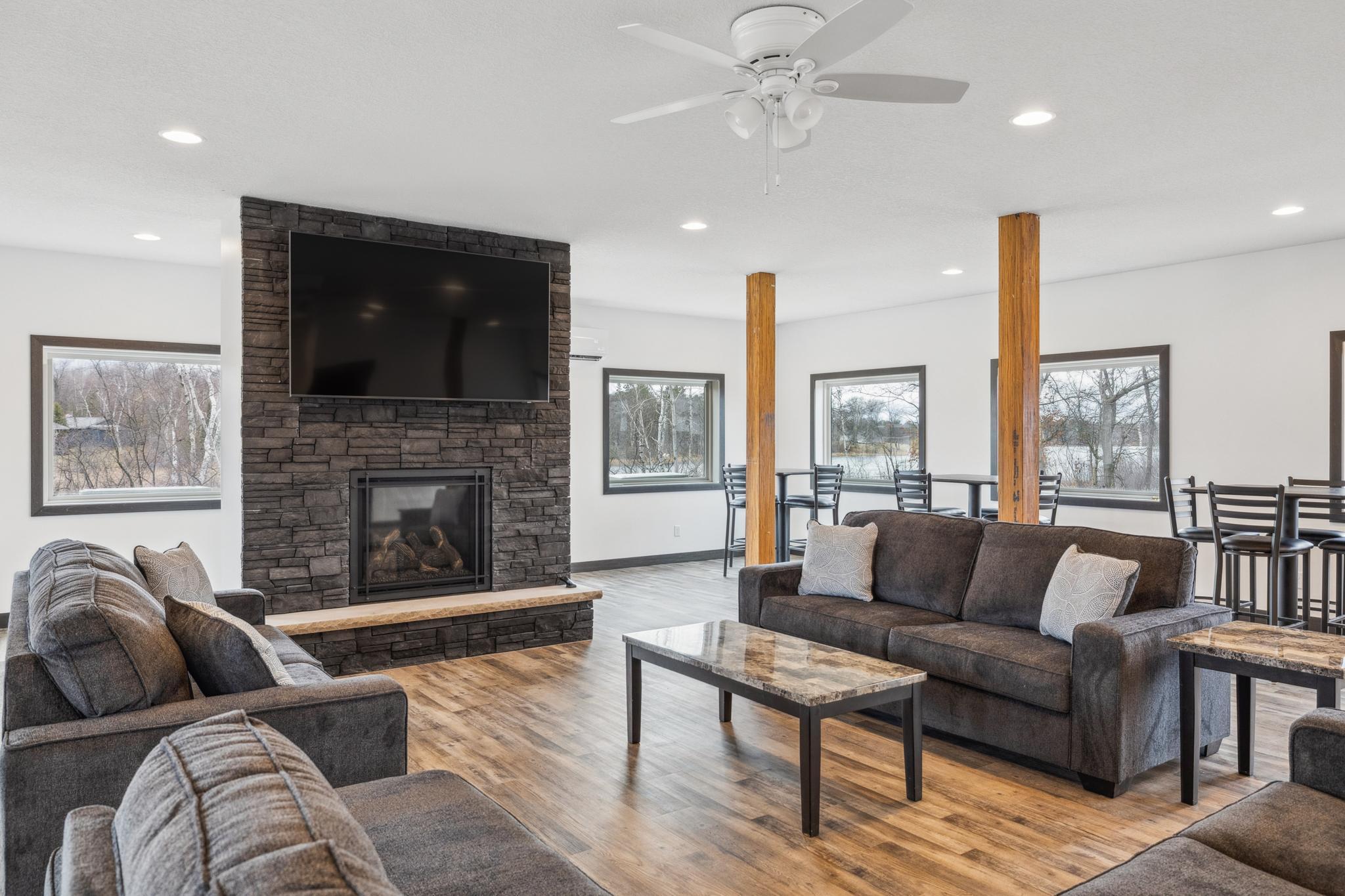 4252 Brady Boulevard Brainerd, MN 56401 - Photo 5 of 17