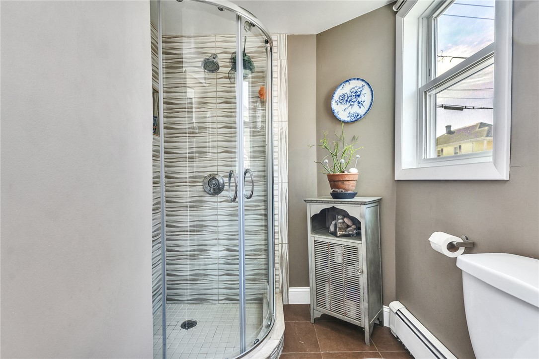 434 Grand Avenue Pawtucket, RI 02861 - Photo 16 of 35