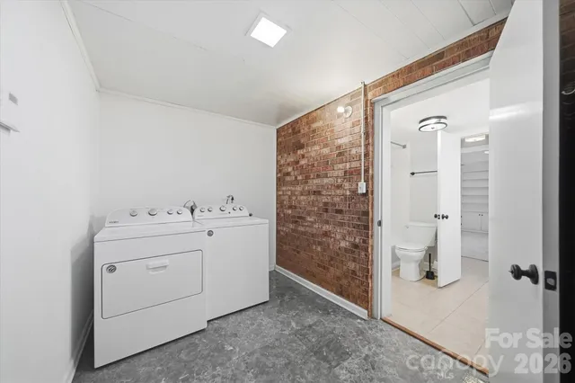 $399,900 | 1215 6th Street Northwest, Hickory, NC 28601