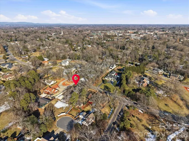 $399,900 | 1215 6th Street Northwest, Hickory, NC 28601