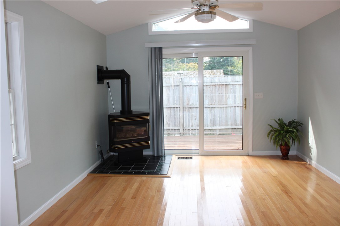 130 Stonedale Road Warwick, RI 02889 - Photo 9 of 37 Gallery Image 9