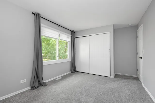 $2,900 | 225 Kedvale Court, Bolingbrook, IL 60440