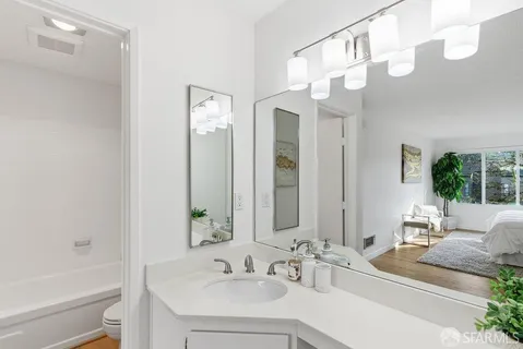 $695,000 | 208 North Lake Merced Hills, Unit 3C, San Francisco, CA 94132