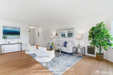 $695,000 | 208 North Lake Merced Hills, Unit 3C, San Francisco, CA 94132