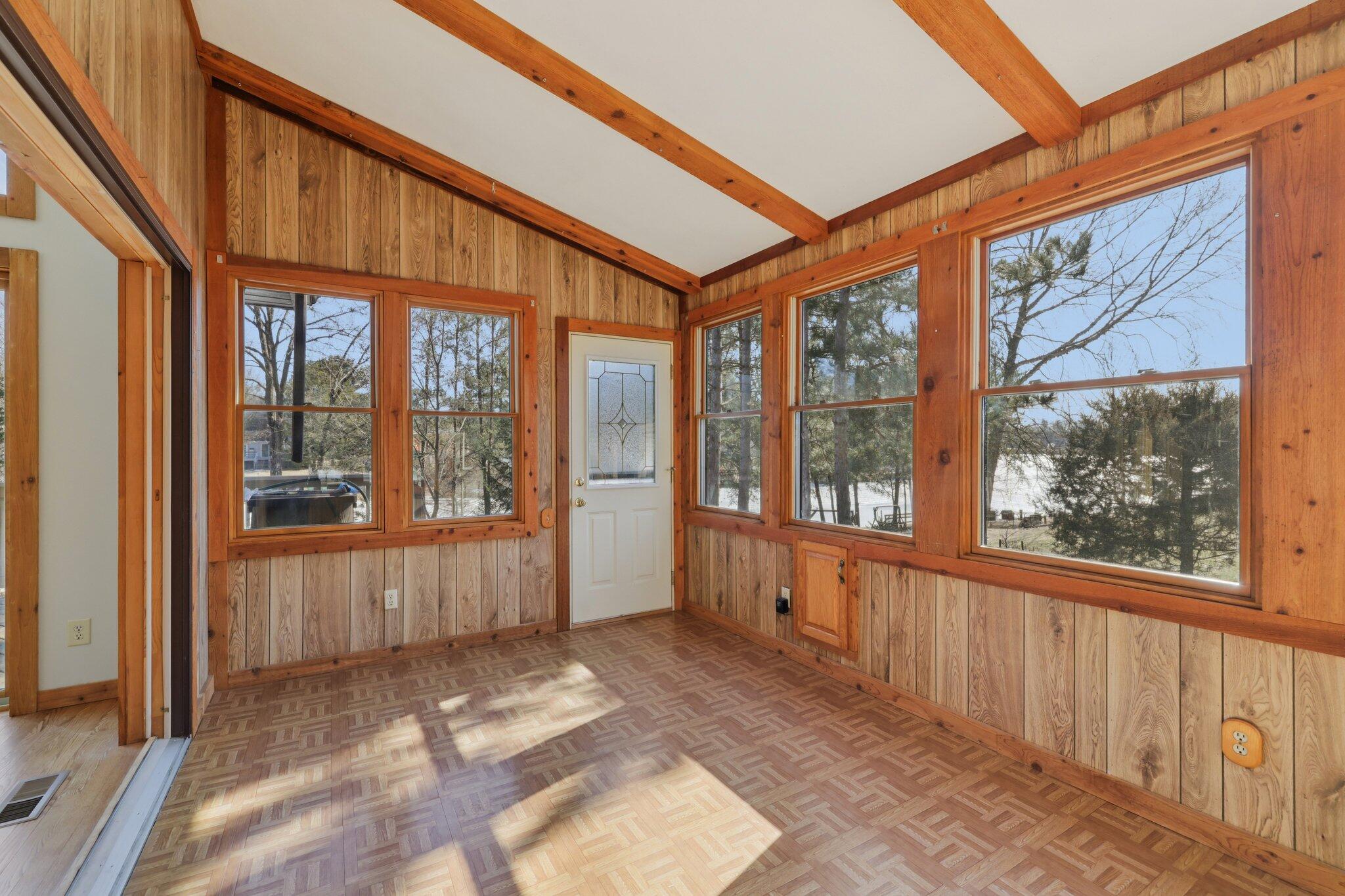 262 Cranbrook Court Rome, WI 54457 - Photo 20 of 47 Sun Room