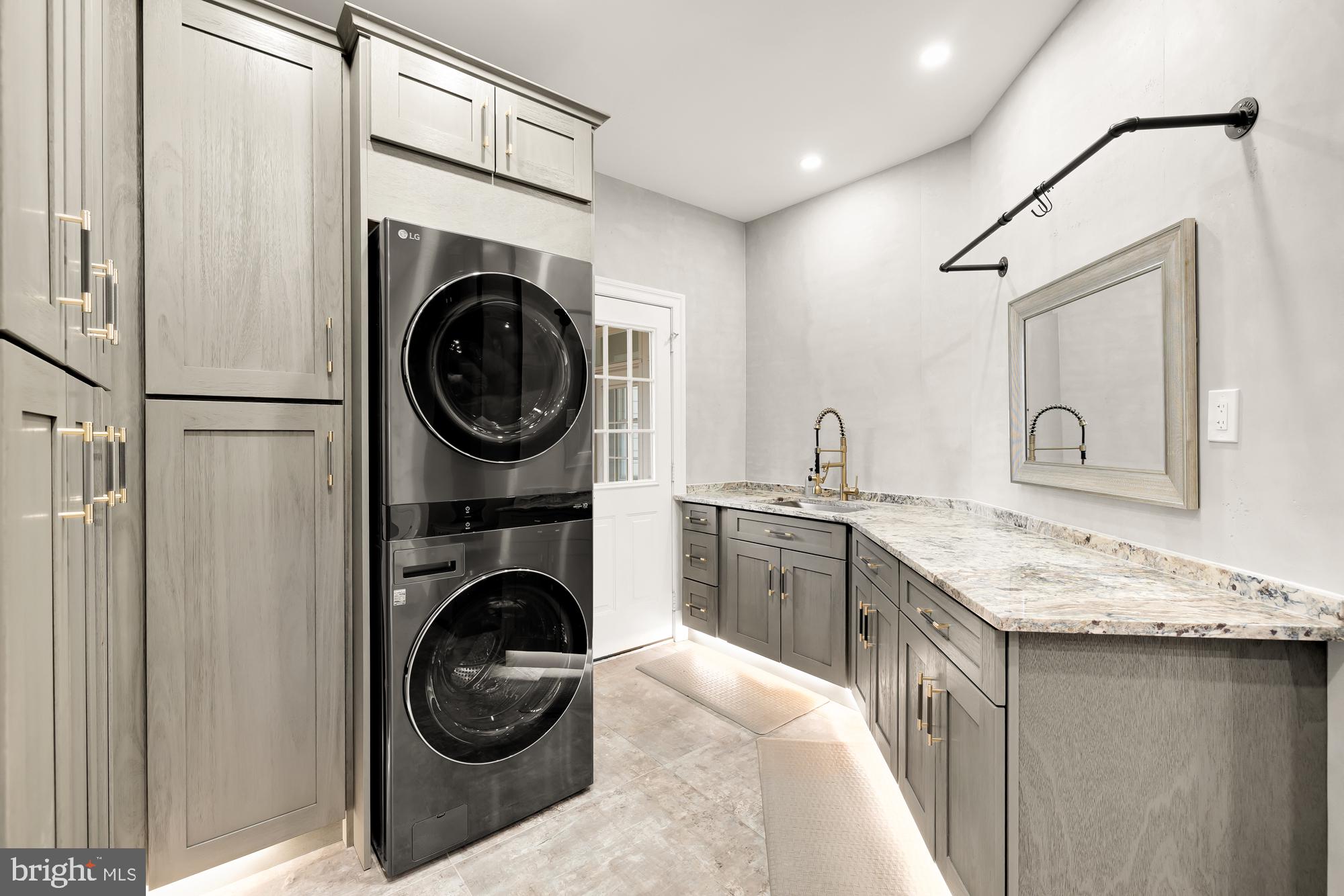 19109 Peale Lane Leesburg, VA 20175 - Photo 37 of 135