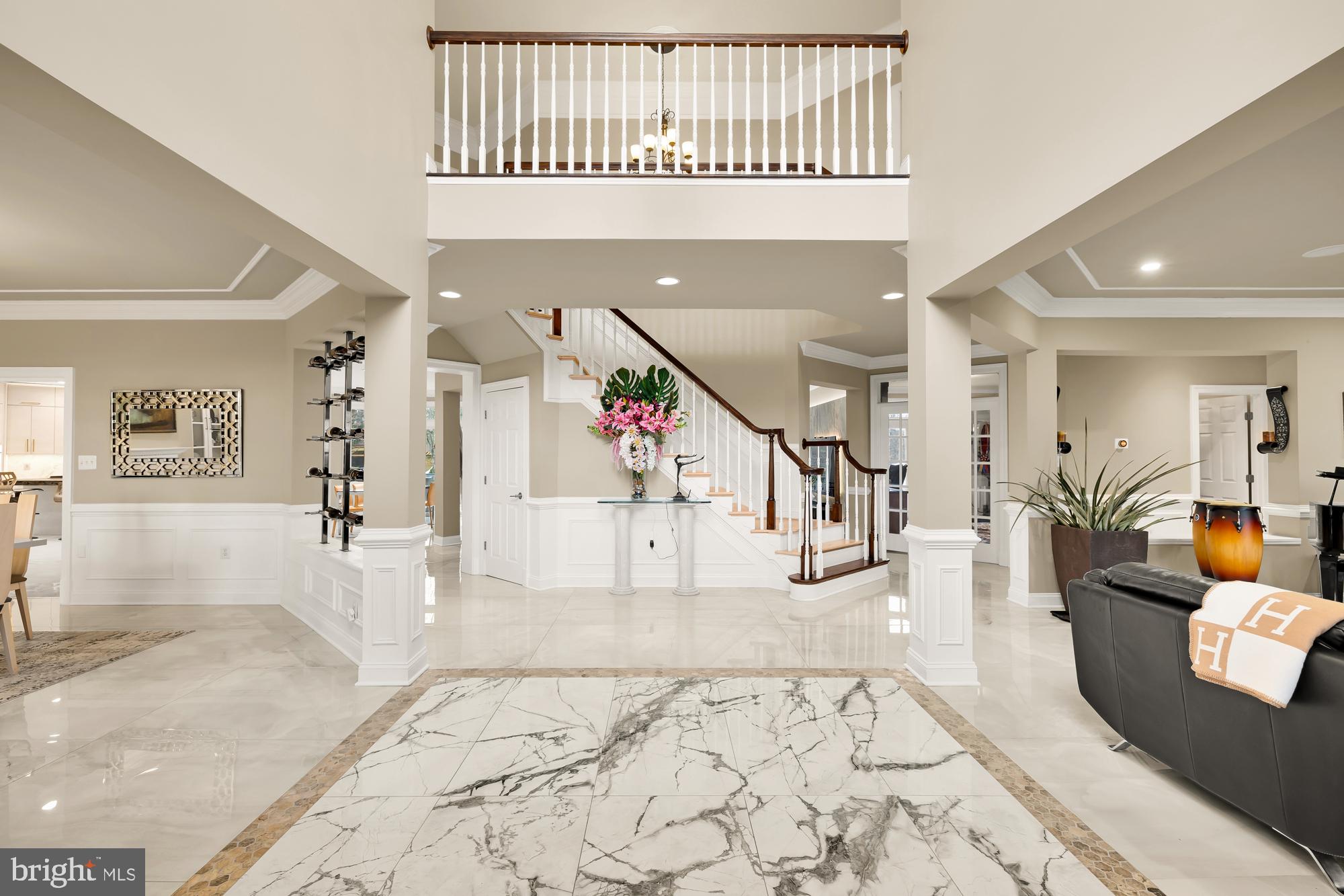 19109 Peale Lane Leesburg, VA 20175 - Photo 6 of 135 a living room with furniture and wooden floor