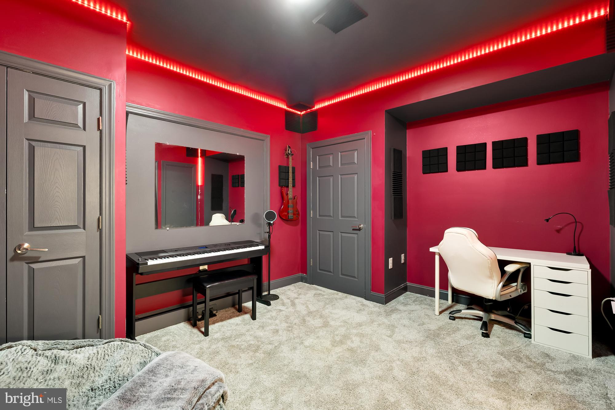 19109 Peale Lane Leesburg, VA 20175 - Photo 77 of 135