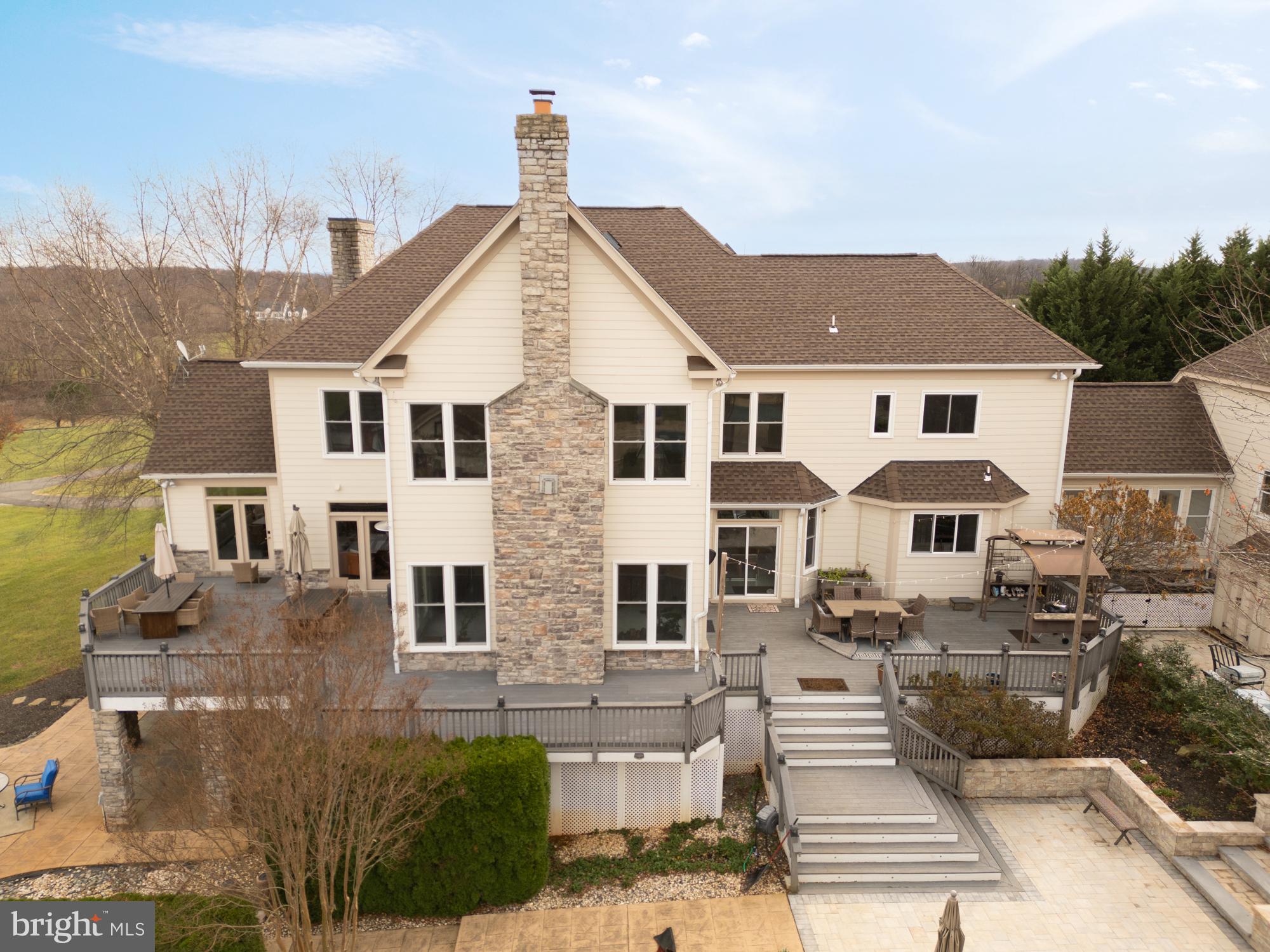 19109 Peale Lane Leesburg, VA 20175 - Photo 97 of 135 a front view of a house with a yard