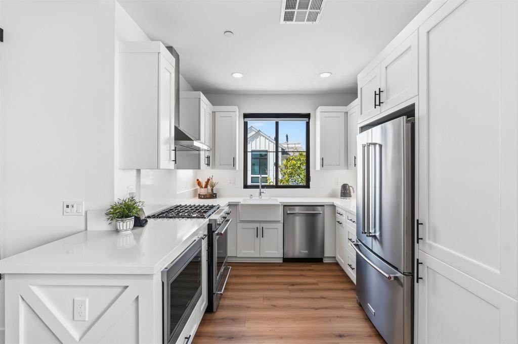 1602 San Remo Place, Unit 201 Encinitas, CA 92024 - Photo 14 of 56