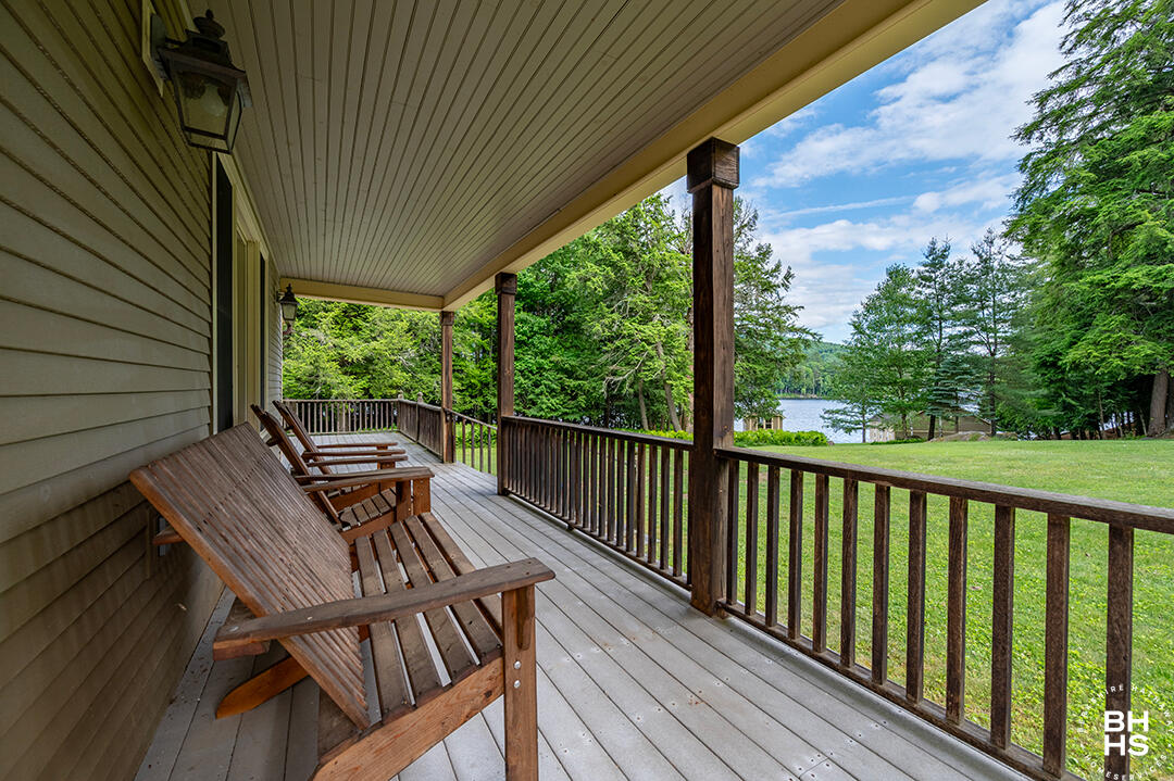 8 Pinehurst Road Saranac Lake, NY 12983 - Photo 87 of 109 HistoricHomeOnLowerSaranacLake_GH_SidePo